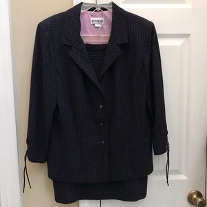 Perceptions Skirt Suit Set 🌸